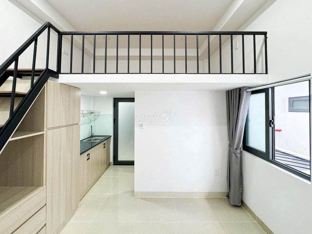 CHDV mới xây ở gần CĐ Công Thương - Xa lộ Hà Nội - VinCom Lê Văn Việt.