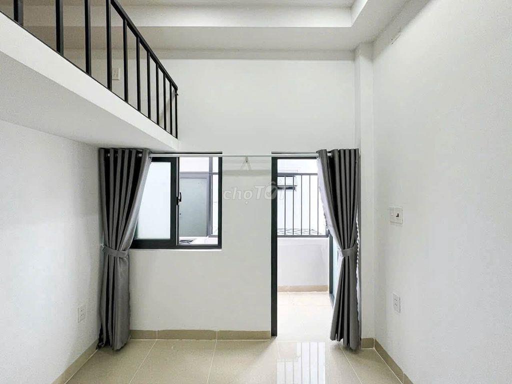 CHDV mới xây ở gần CĐ Công Thương - Xa lộ Hà Nội - VinCom Lê Văn Việt.