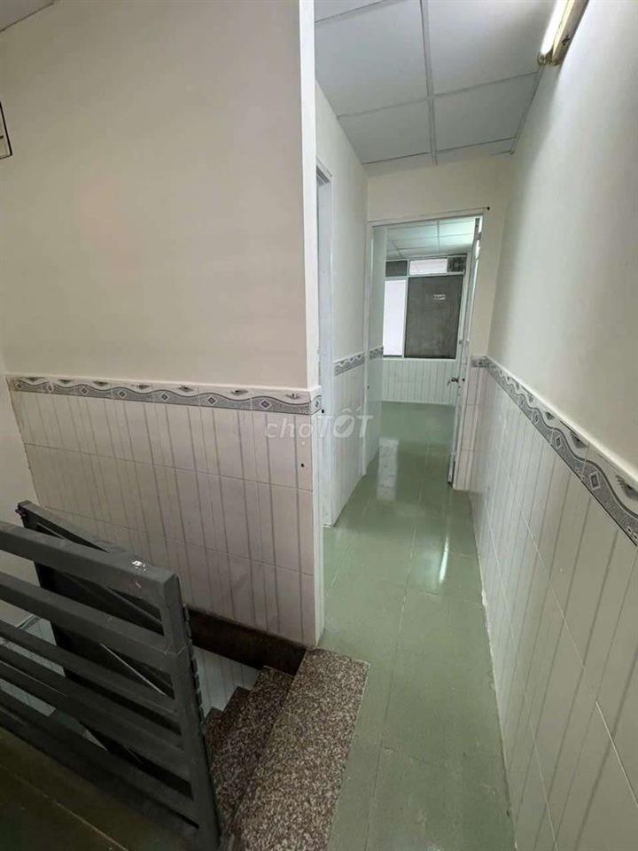 Cho thuê nhà nguyên căn hẻm xe hơi