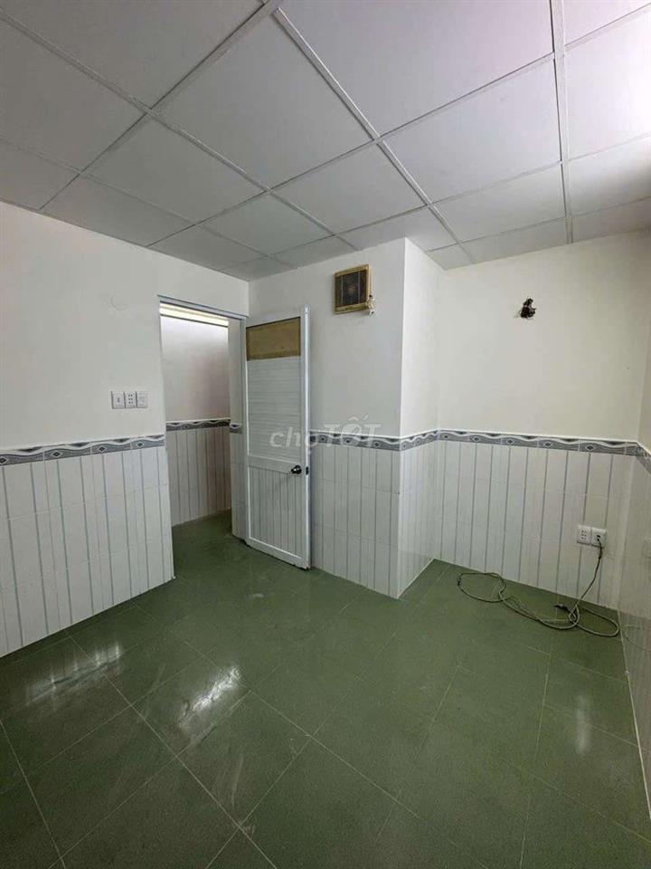 Cho thuê nhà nguyên căn hẻm xe hơi