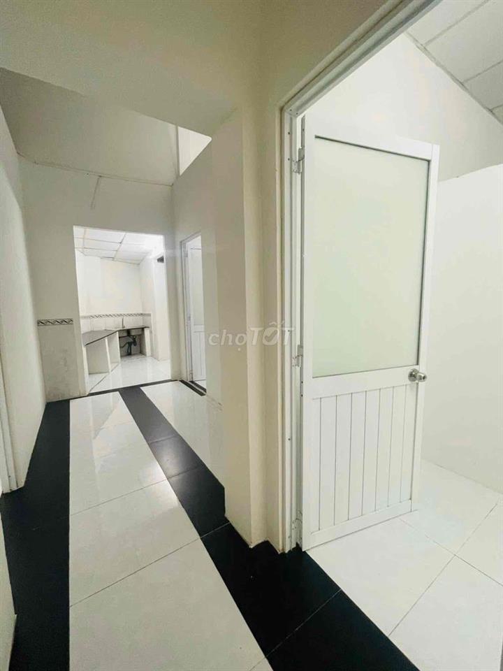 2TR2 PHÒNG NGÃ TƯ TÂY HOÀ