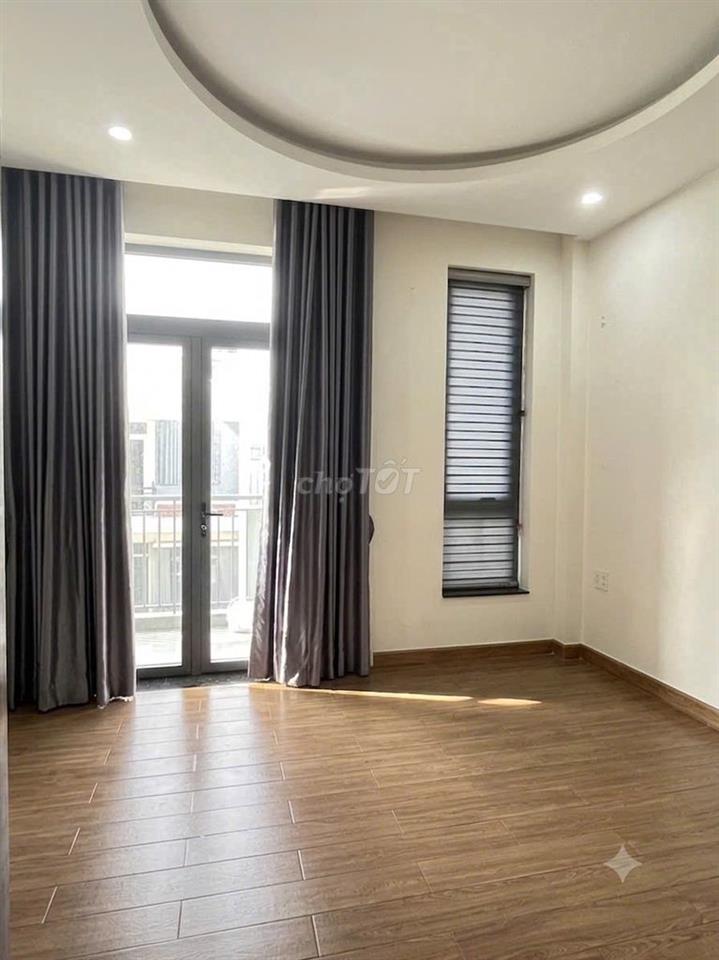 Cho thuê Phòng mới 980 Nguyễn Duy Trinh, Có máy lạnh, ban công