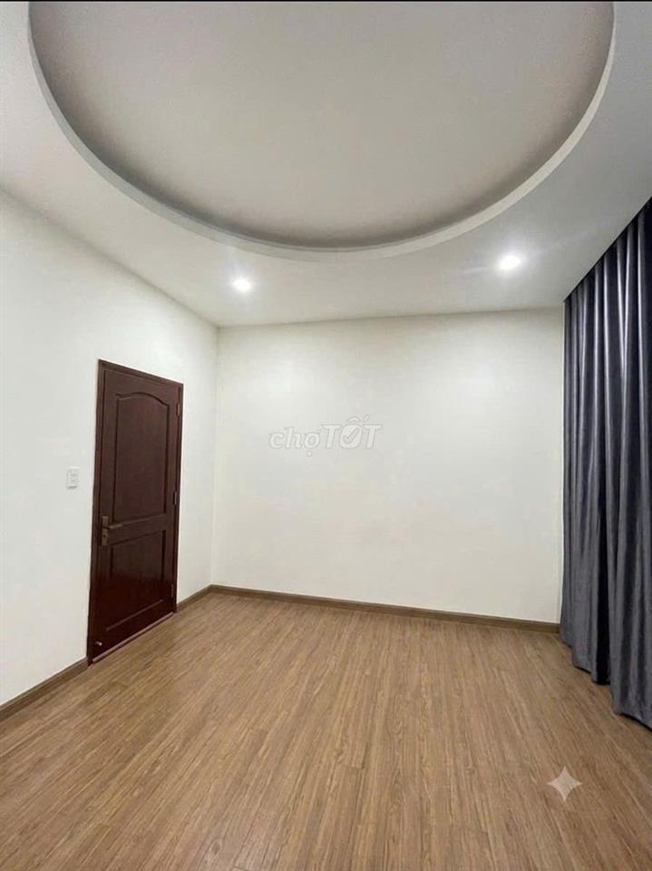 Cho thuê Phòng mới 980 Nguyễn Duy Trinh, Có máy lạnh, ban công