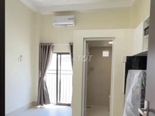 Pass lại phòng ban công cao cấp giá rẻ