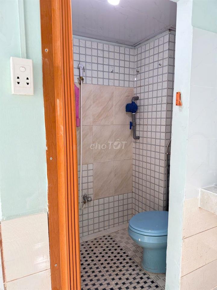 Cho thuê phòng trọ mặt tiền hẻm lớn, gần ĐH Ngân Hàng, ĐH Cảnh Sát