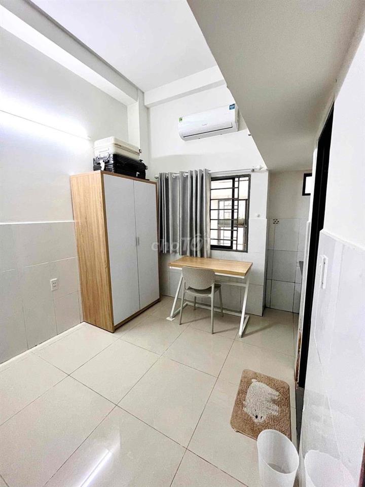 Phòng có gác cao full NT - Quận 2 (ngay Nguyễn Thị Định,