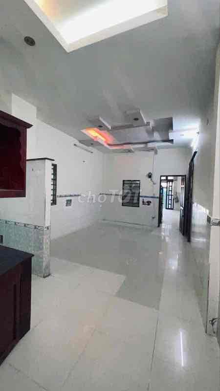 TÌM BẠN NỮ GHÉP PHÒNG TRỌ