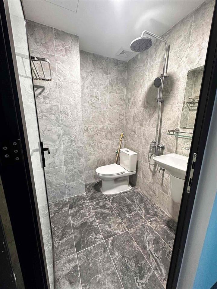 chính chủ cho thuê nhà 5T cách oto tránh nhau có 10m vừa ở vừa kd tốt