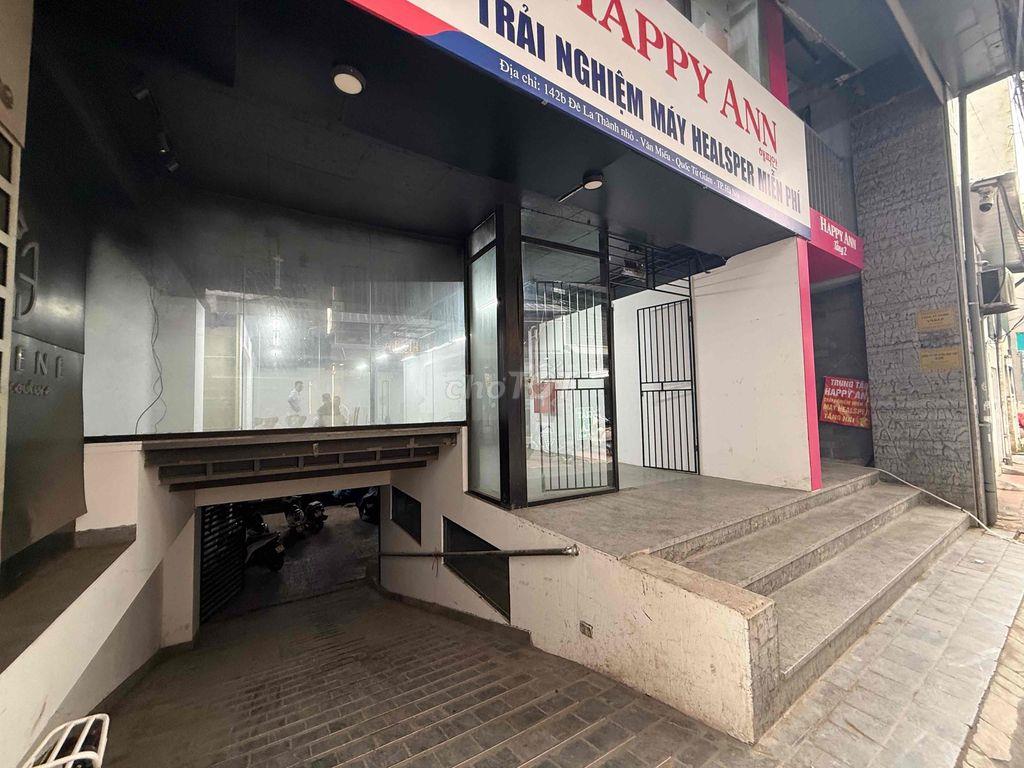 cho thuê MBKD tầng 1 có hầm Mp Đê La Thành ngã tư Trung Phụng