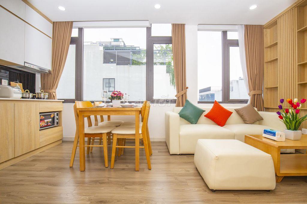 Cho thuê căn hộ dịch vụ 81 Linh Lang, nội thất mới, view siêu đẹp