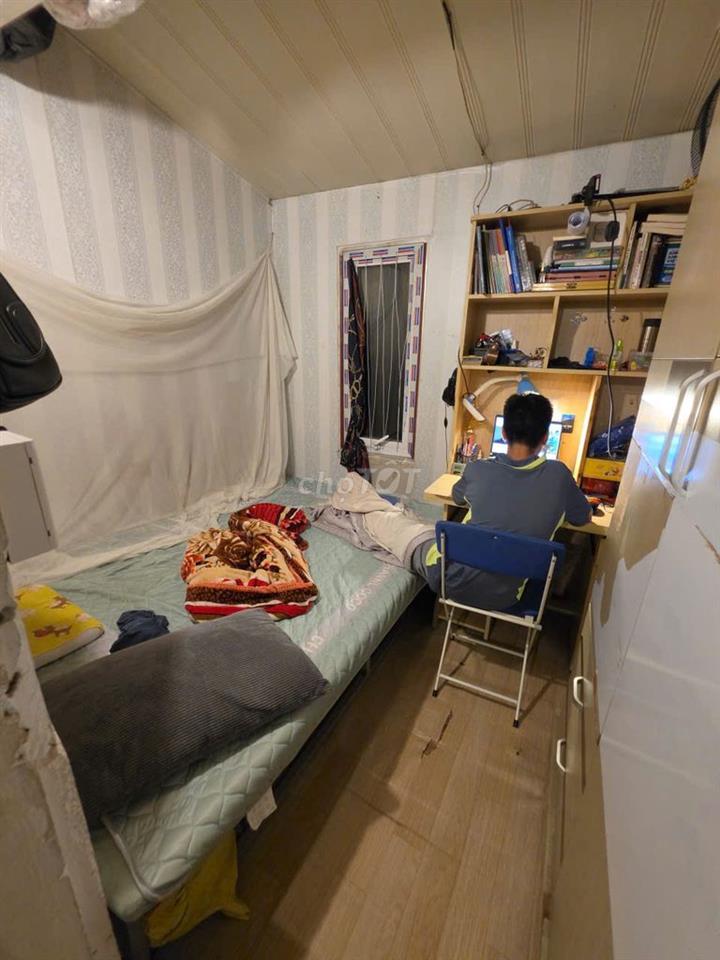 Cho thuê căn hộ tập thể Thành Công (60m2)