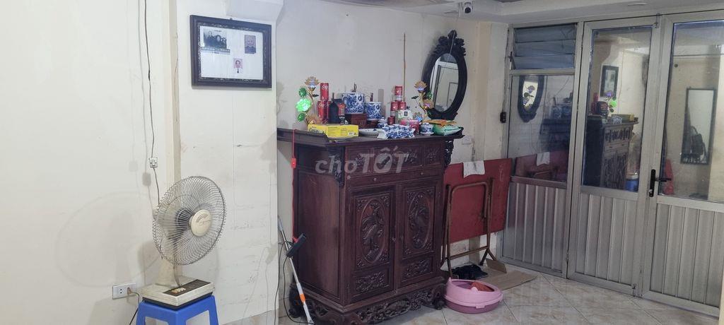 Cho hộ gia đình thuê