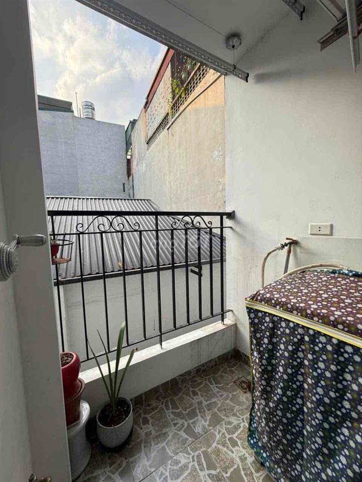 Siêu phẩm CCMN Đê La Thành-Gần phố-Phôi riêng-55m;2N-Hơn 2 tỷ