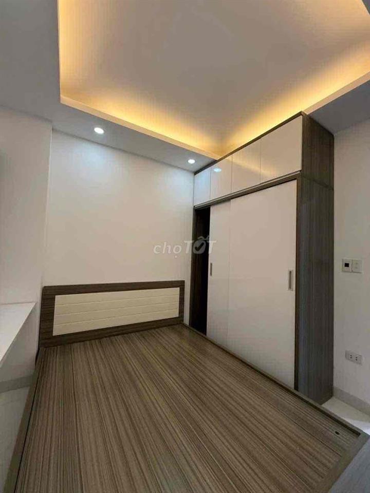 Siêu phẩm CCMN Đê La Thành-Gần phố-Phôi riêng-55m;2N-Hơn 2 tỷ