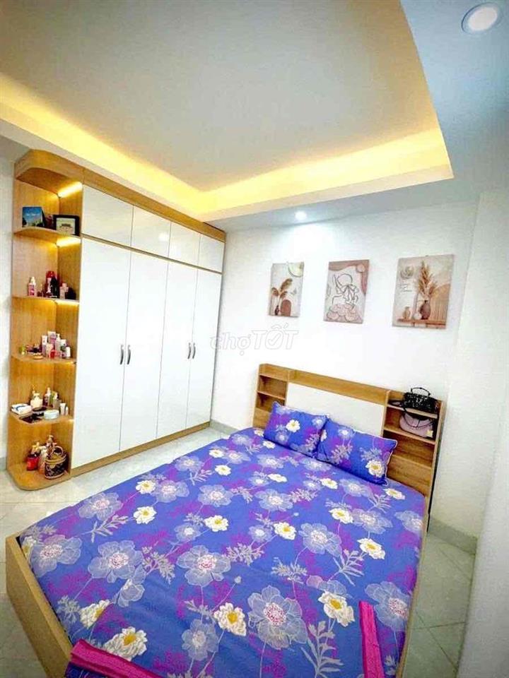 Căn CCMN đẹp ngõ Văn Hương-NT 5 sao-Gần phố-55m;2N-Hơn 2 tỷ