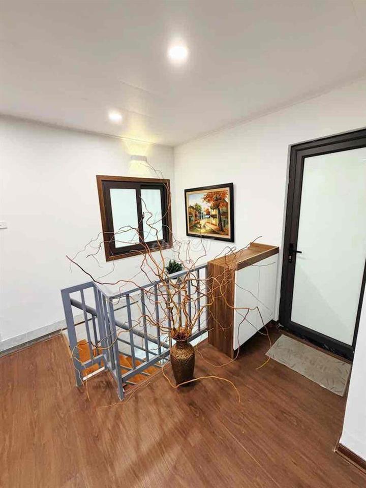 Hơn 5 tỷ chút có căn TT sổ hồng Phương Mai-Oto chân CT-140m;4N;2VS
