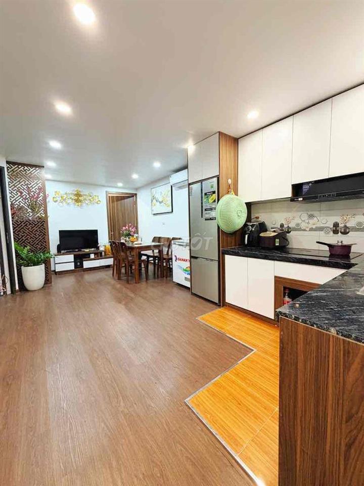 Hơn 5 tỷ chút có căn TT sổ hồng Phương Mai-Oto chân CT-140m;4N;2VS