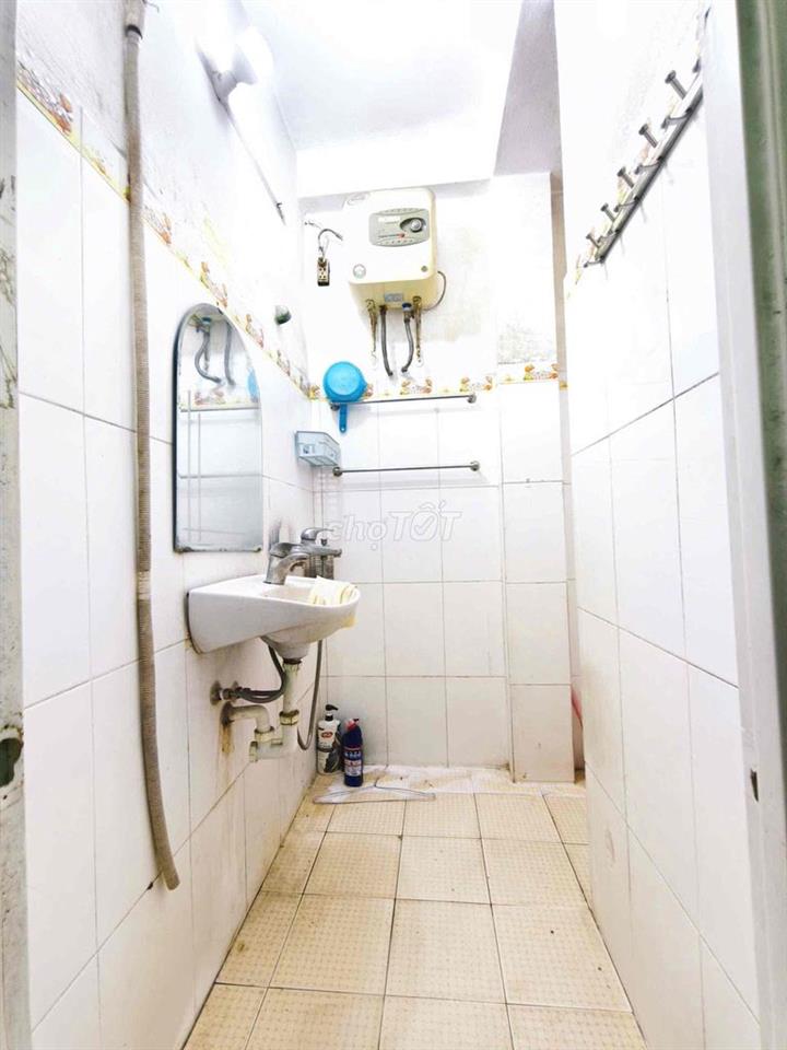 Hạ 500tr, dưới 4 tỷ có nhà sổ đỏ Trương Định, HBT-Gần Mơ-23m*5T;3NKK