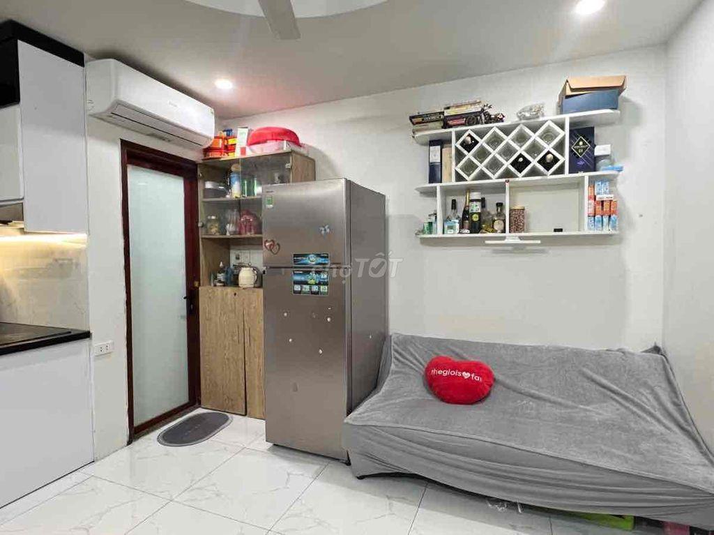 Hơn 2 tỷ có căn CCMN gần phố Kim Giang-Mặt ngõ-NT 5 sao-53m2;2N