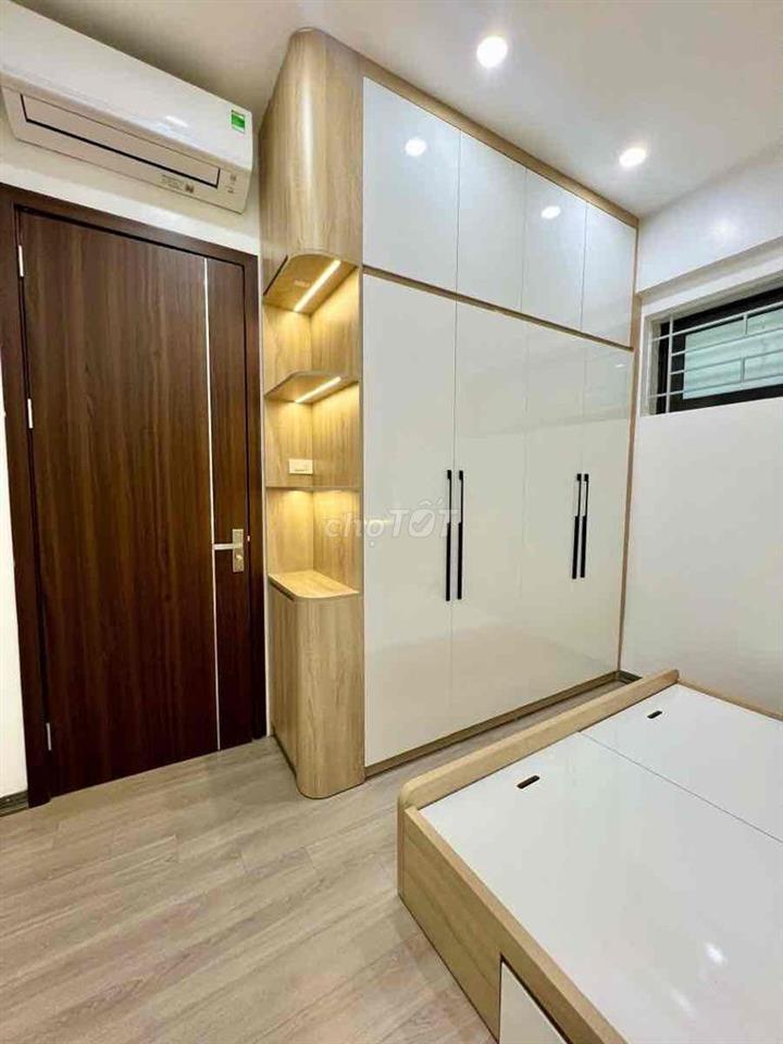 Hơn 5 tỷ có căn CC siêu đẹp Trần Thủ Độ-NT cao cấp-Sổ hồng-88m; 3N;2VS