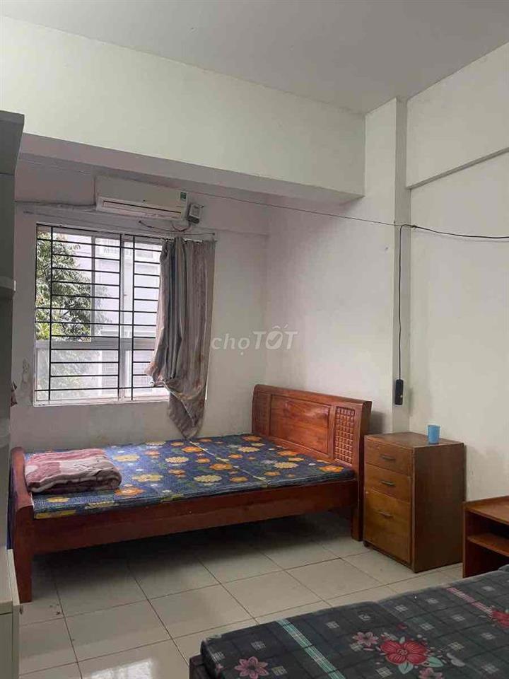 Bán gấp căn CC sổ hồng mặt phố Vĩnh Hoàng-Thang máy-Gần hồ-70m;3N;2VS