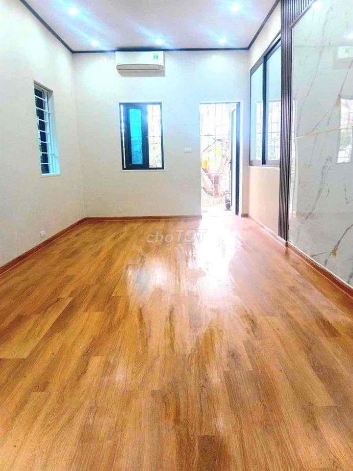 Giảm gần 300tr căn TT gần Linh Đàm-Lô góc-Sổ hồng.-140m2;3N;2VS
