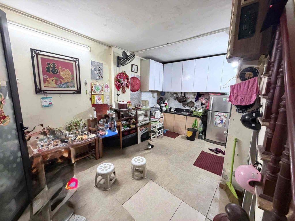 Hơn 5 tỷ có nhà Định Công Thượng-Lô góc-Gần phố-Sổ đỏ 25m;*4T;MT4m