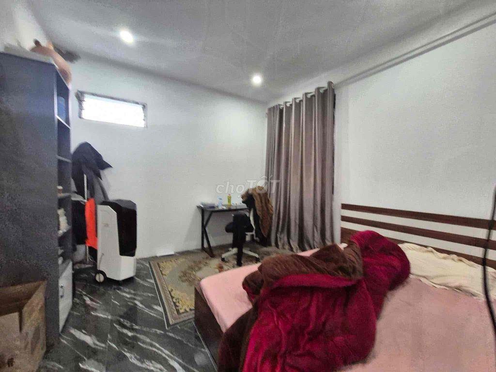 Hơn 3 tỷ có nhà BTCT Định Công Hạ-Oto đỗ cửa-60m*3T;3N