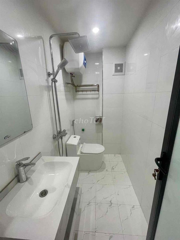 Hơn 70tr/m2 có nhà mới sát phố Định Công Hạ-48m*4T;MT4m;4N;3VS