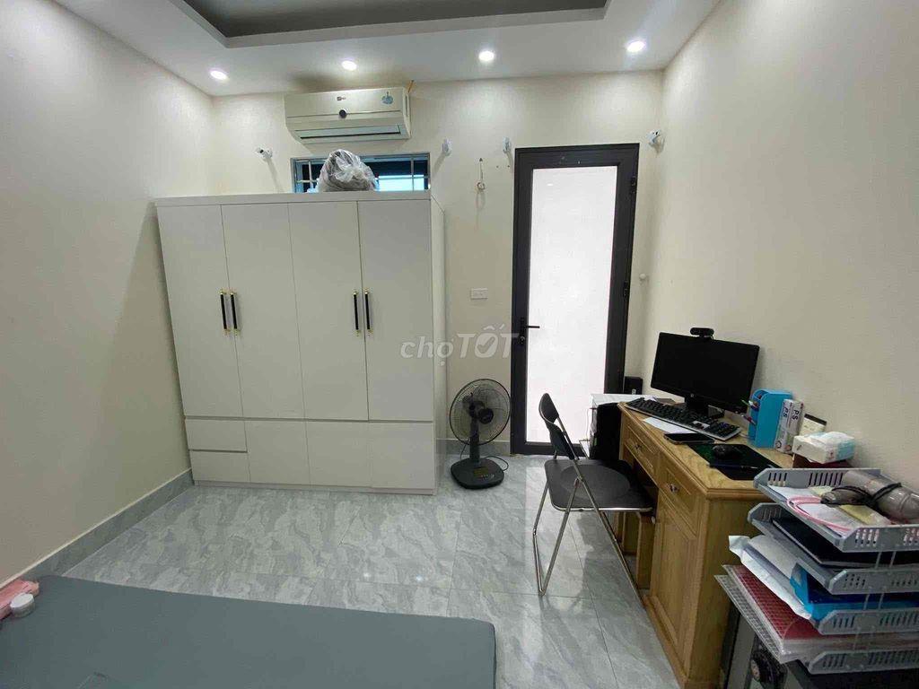 Giảm 200tr nhà đẹp Định Công Thượng-Oto đỗ cửa-Lô góc-36m*3T;3N
