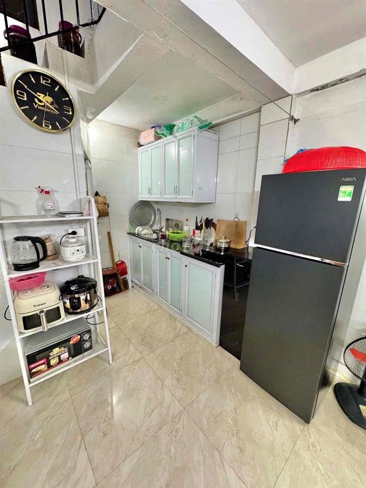 Siêu phẩm rẻ bất ngờ: Nhà dân xây 30m*3 tầng Định Công Thượng-Ôto 50m