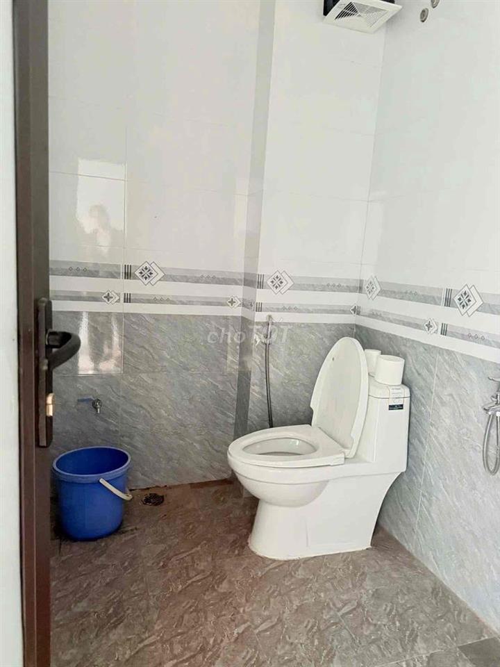 Dưới 3 tỷ có nhà 4 tầng đẹp Định Công Hạ-Oto đỗ cửa-Có thuế-45m*4T;4N