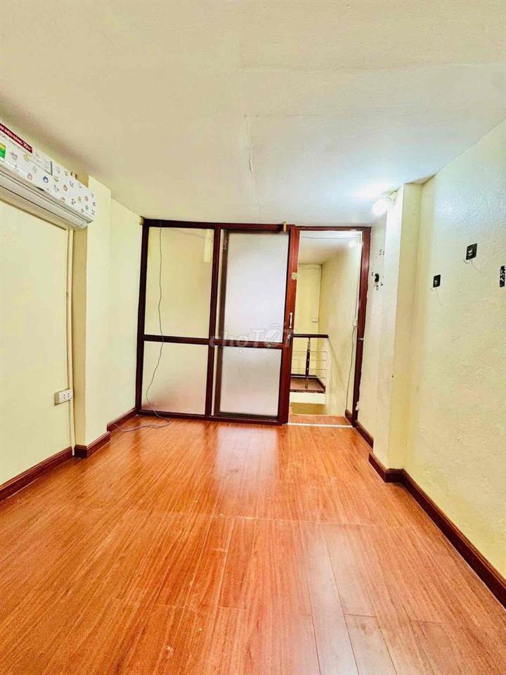 Hơn 2 tỷ chút có nhà mới ĐC Thượng-50m ra oto tránh-Có thuế-40m*2T;2N