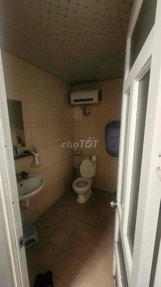Hơn 4 tỷ có căn CC quân đội mặt phố Quỳnh Đô-Sổ đỏ 82m:3N;2VS full NT