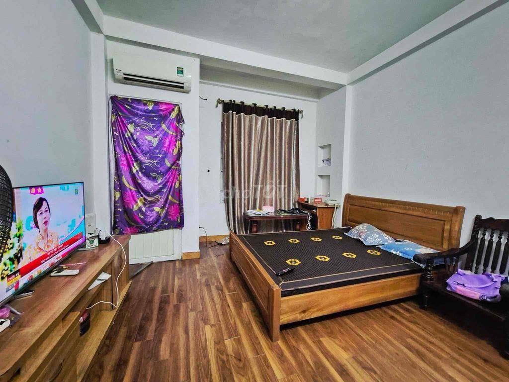 Hot ! Nhà đẹp, gara oto Cầu Bươu-Xen kẹt, có thuế-Ko QH-60m*4T;5N