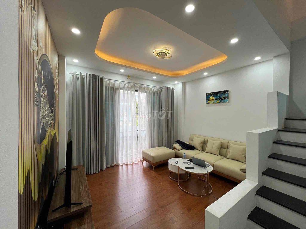 Hot ! Tầm 6 tỷ có nhà mới Ngọc Hồi, T/Trì-20m oto tránh-40m*4T;MT5,5m;