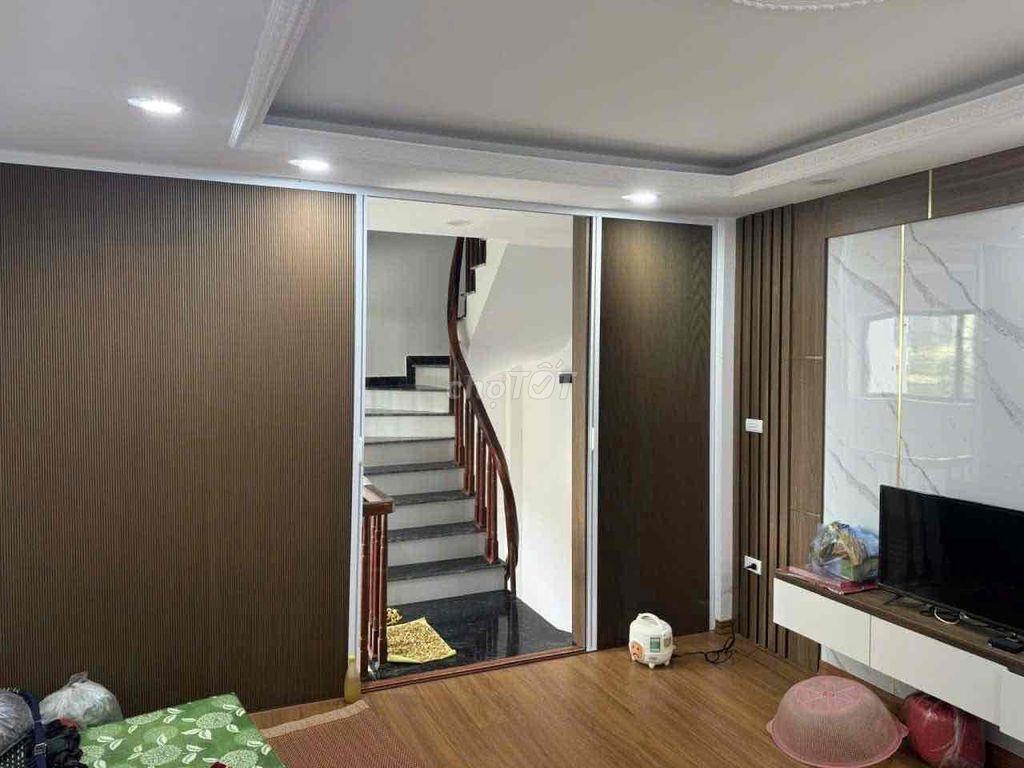 Hơn 6 tỷ chút có nhà mới Vĩnh Quỳnh-Oto vào nhà-44/46m2;5T;MT7m;4N