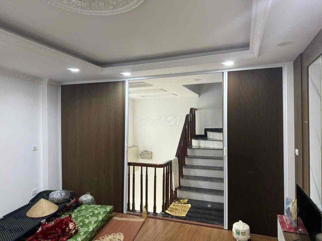 Hơn 6 tỷ chút có nhà mới Vĩnh Quỳnh-Oto vào nhà-44/46m2;5T;MT7m;4N