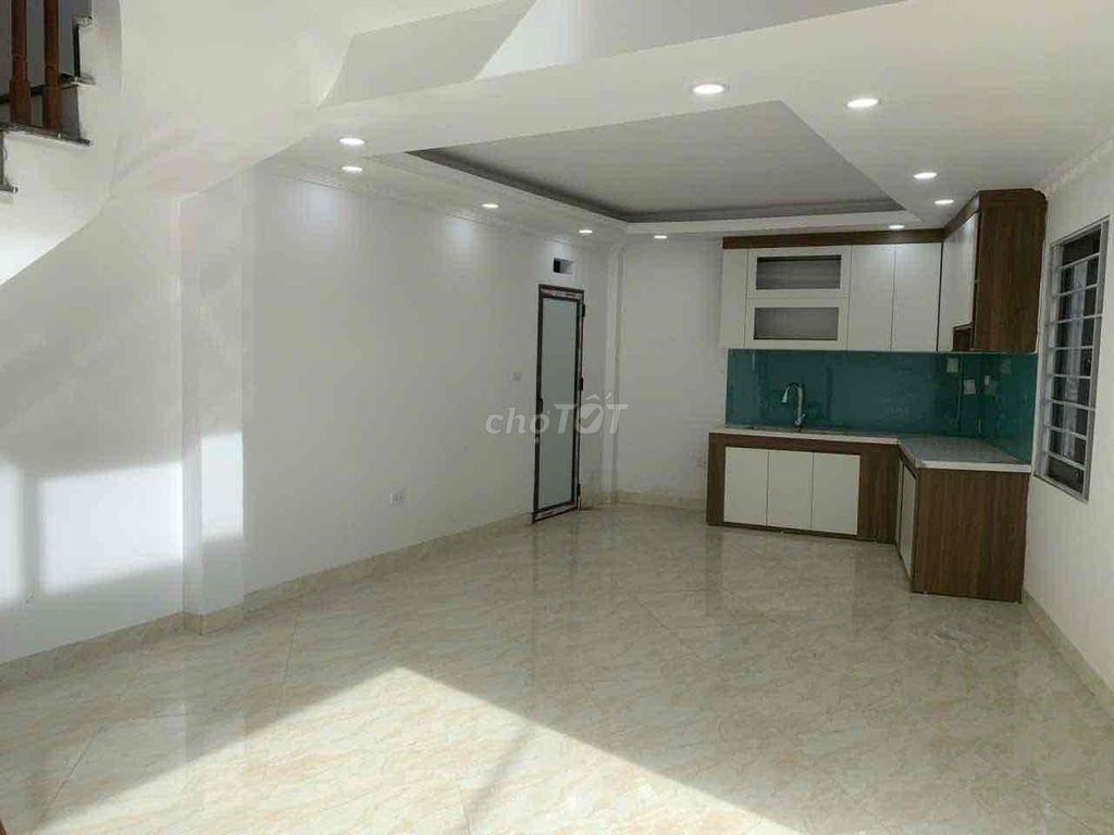 Hơn 6 tỷ chút có nhà mới Vĩnh Quỳnh-Oto vào nhà-44/46m2;5T;MT7m;4N