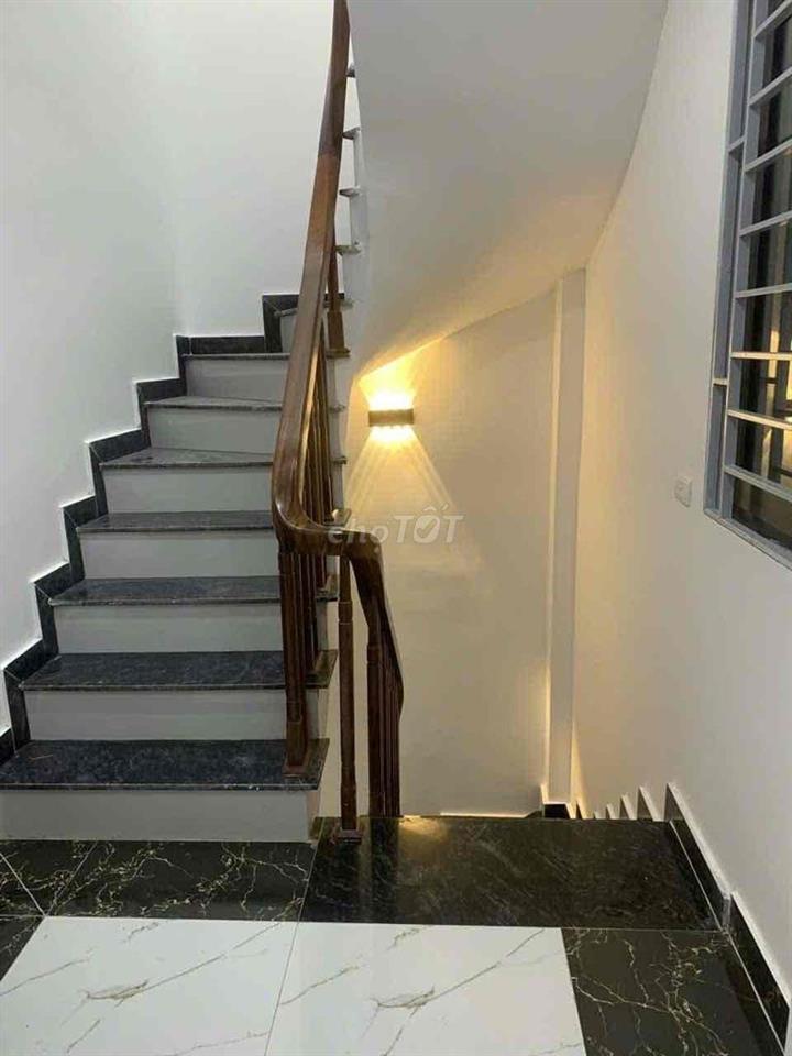 Hơn 6 tỷ chút có nhà mới Vĩnh Quỳnh-Oto vào nhà-44/46m2;5T;MT7m;4N