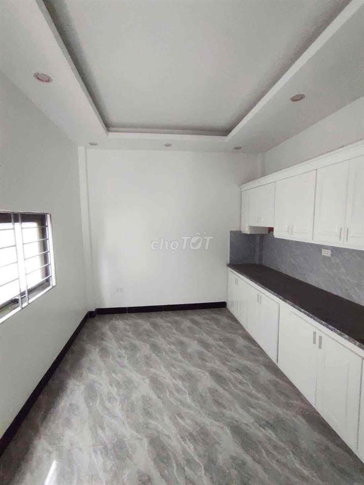 Nhà mới thang máy Thượng Phúc- Oto tránh-KD-42m*5T;4N