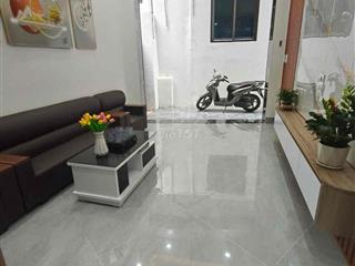 Hơn 5 tỷ có nhà mới đẹp Đông Mỹ, T/Trì-Oto 10m-Sổ đẹp 40m*4T;4N