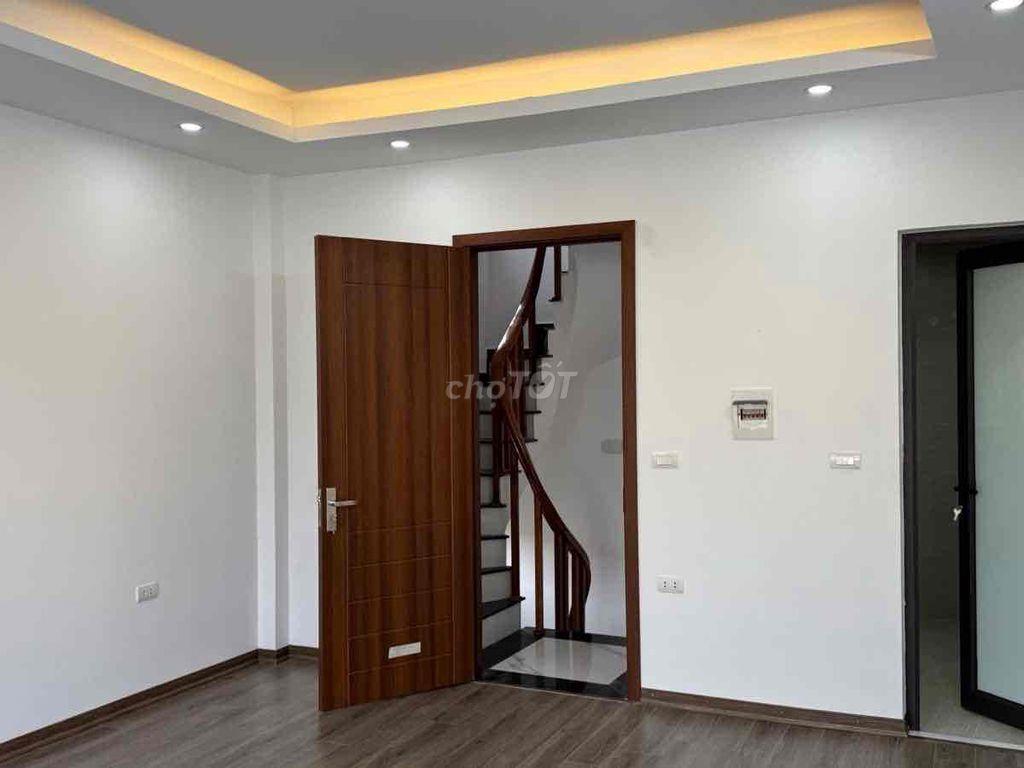 Hot ! Hơn 5 tỷ có nhà mới Vạn Phúc, T/Trì-OÔt-Ko QH-43m*5T;MT4,8m;3N