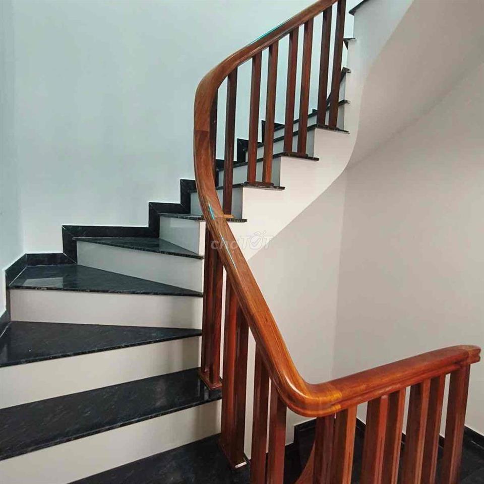 Chỉ hơn 5 tỷ có nhà mới Đông Mỹ, T/Trì-Oto 15m-Sổ đẹp 50/55m*4T;4N