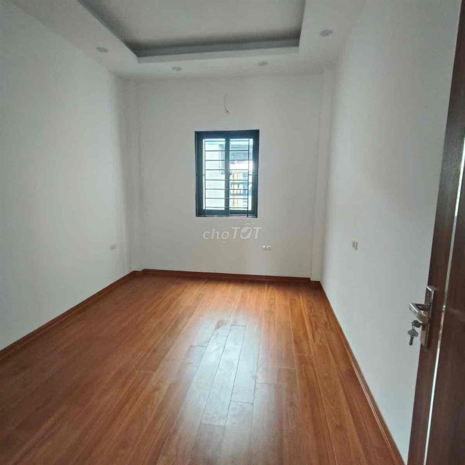 Chỉ hơn 5 tỷ có nhà mới Đông Mỹ, T/Trì-Oto 15m-Sổ đẹp 50/55m*4T;4N