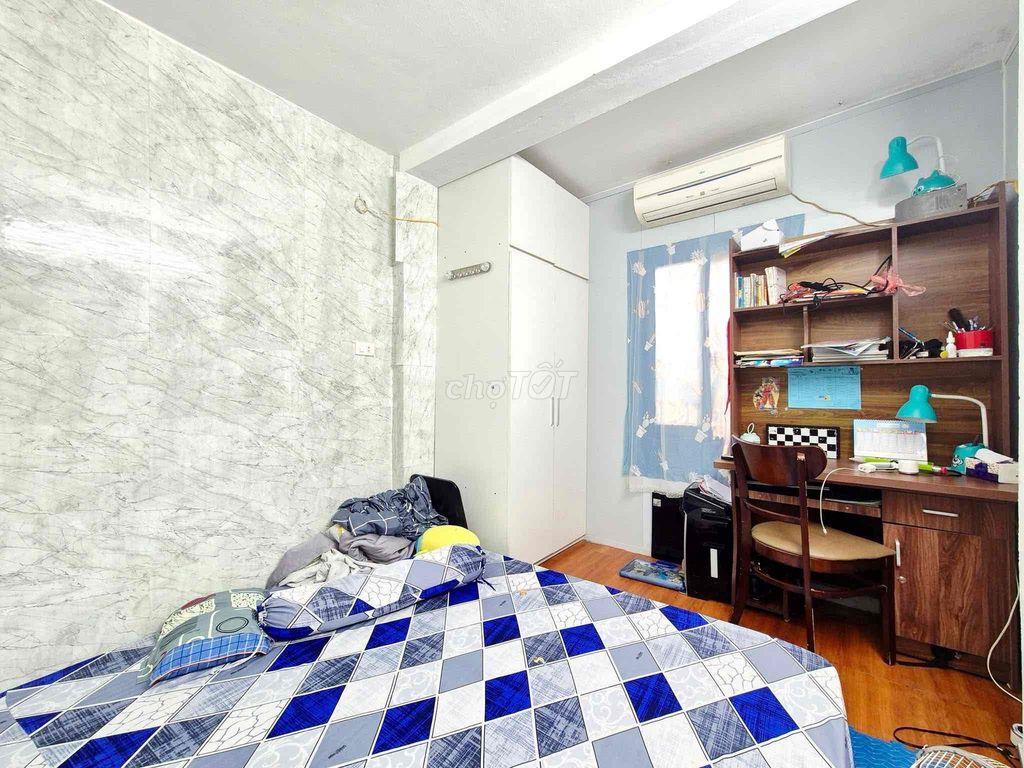 Hơn 3 tỷ nhà Phan Trọng Tuệ, lô góc, ô tô tránh, KD, 3 ngủ, sổ đỏ