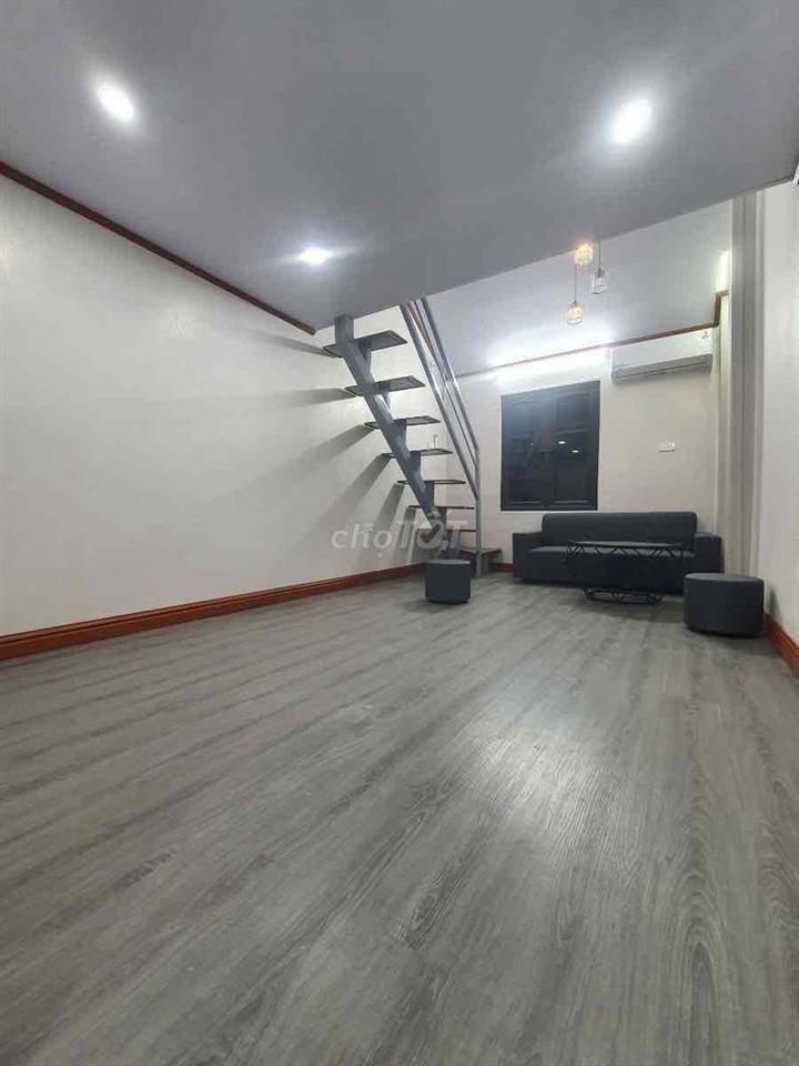 Hot ! Hơn 1,5 tỷ có căn TT đẹp, cach 1 nhà ra phố Nguyễn Xiển-45m2; 2N