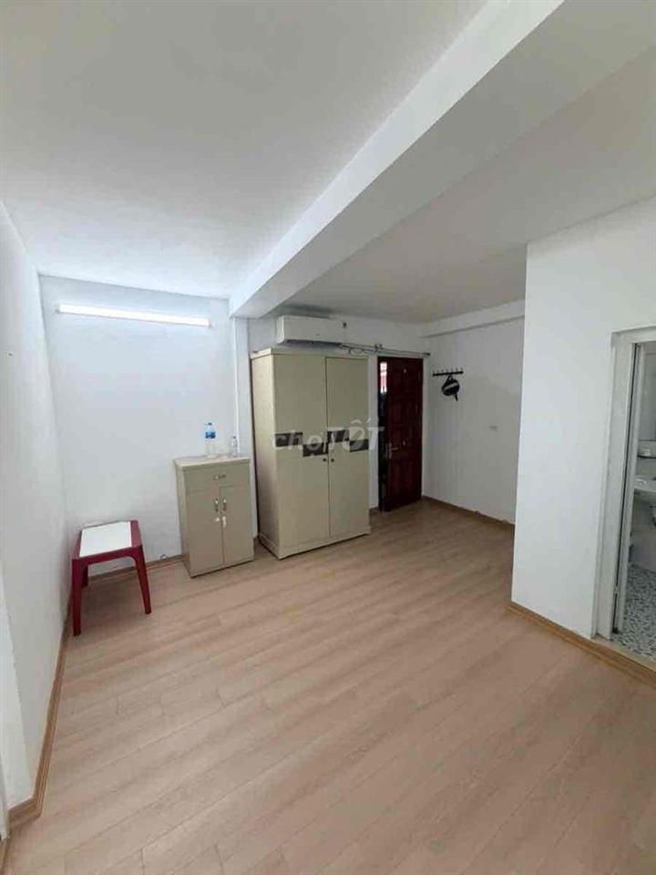 Hơn 1 tỷ có căn CCMN gần phố Khương Đình-Ngõ rộng-50m2; cải tạo 2N