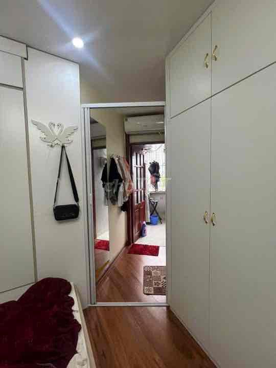Tầm 2,5 tỷ có căn CCMN mặt phố Thượng Đình-Ban công-60m2;2N,2VS
