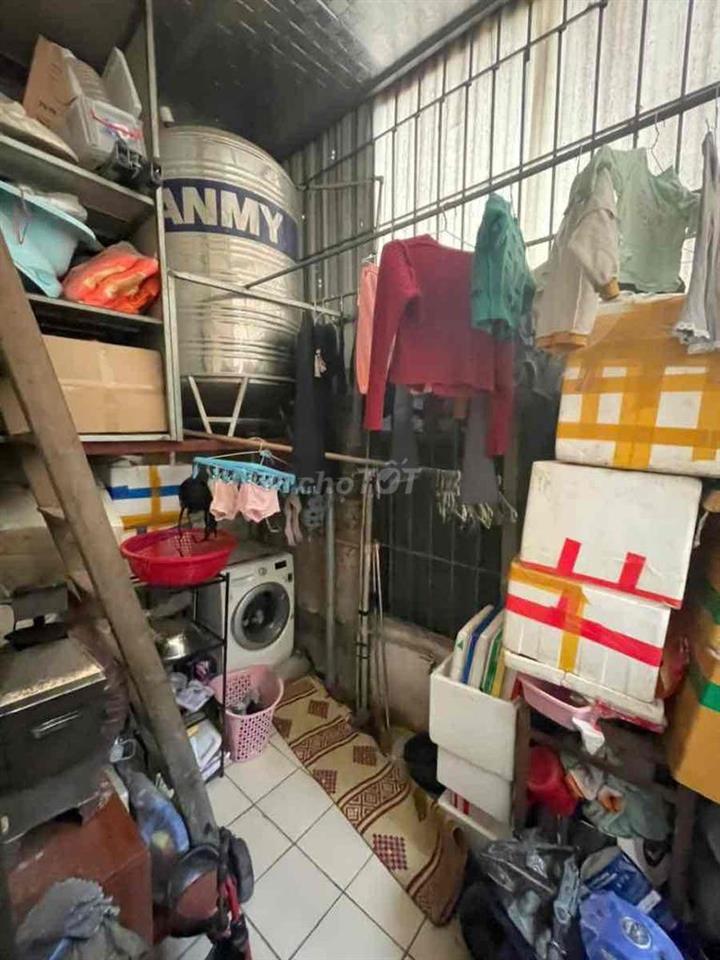 Hơn 2 tỷ có nhà Lê Trọng Tấn,TX-Lô góc-Có thuế-34m*2T;2N